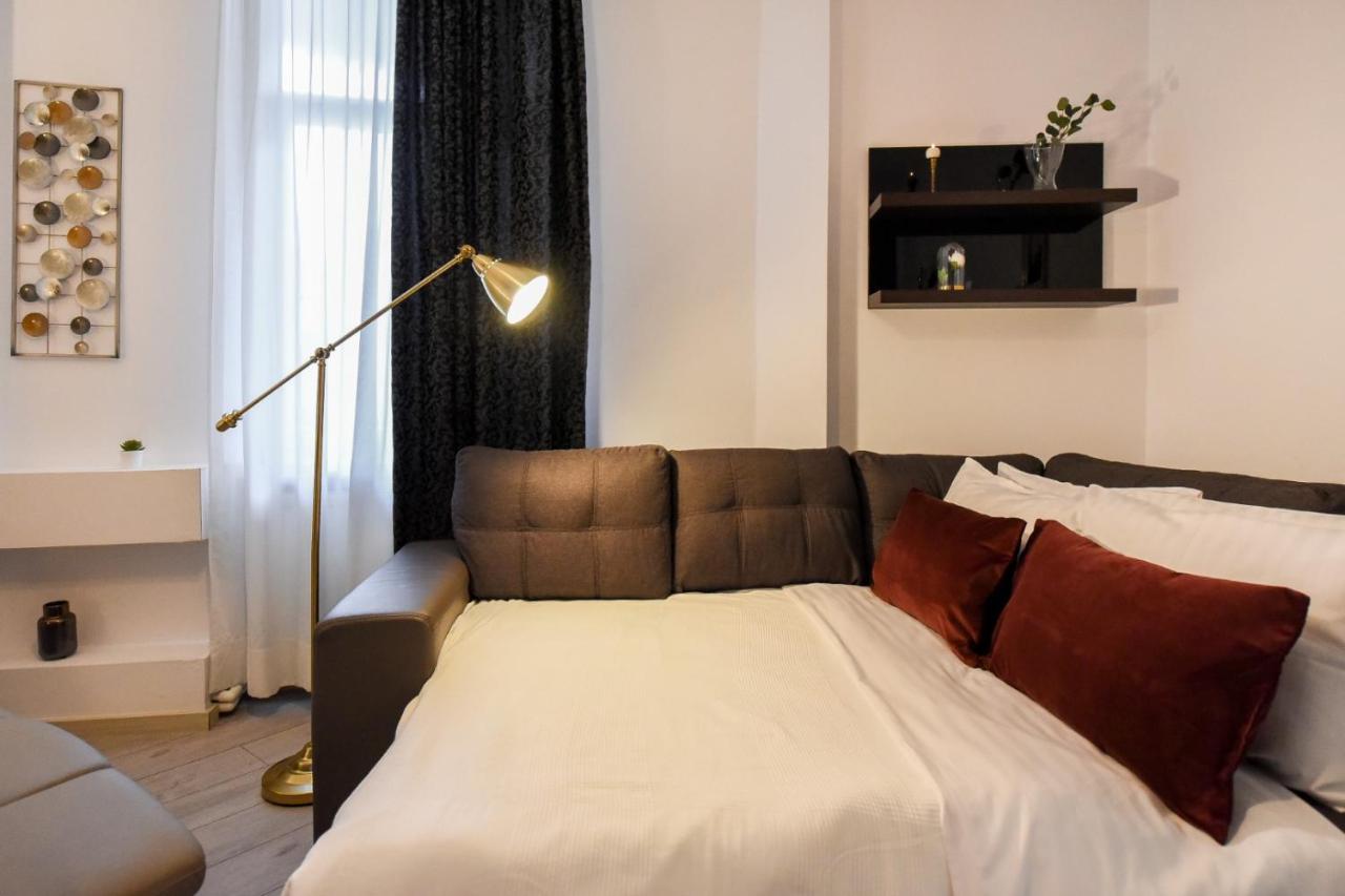 Appartement Amazing Location & Elegant Apt - Old Town à Bucarest Extérieur photo